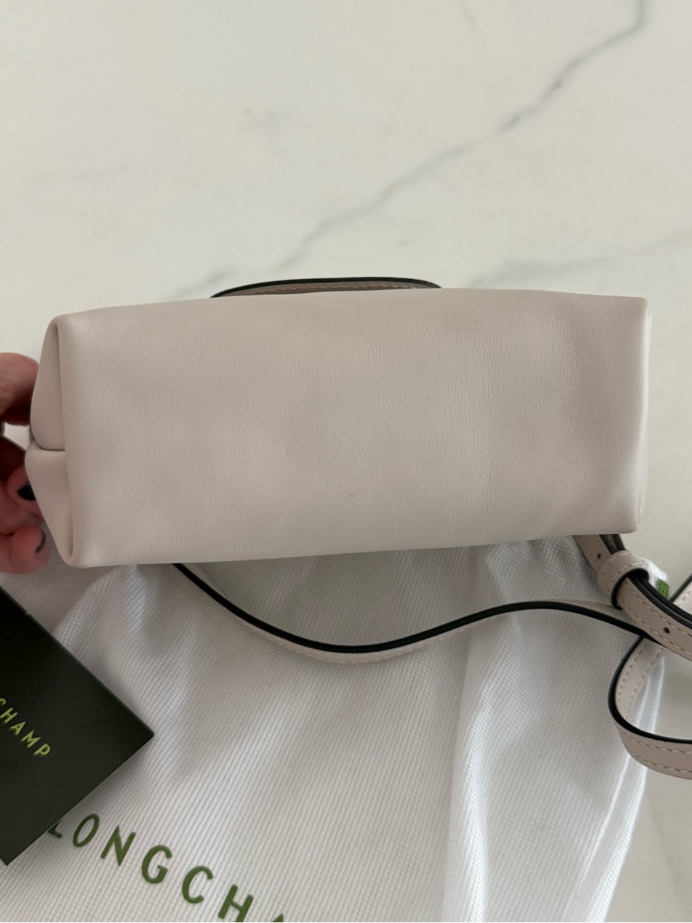 Longchamp Extra Small Le Pilage leather clutch with strap in light beig - Picture 6 of 9
